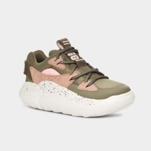 Ugh treadlite women's sneakers 9 1/2